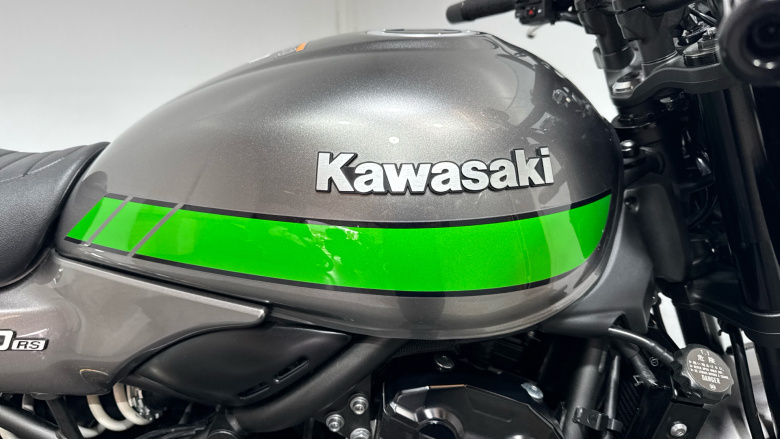 Kawasaki Z R900EKF (19MY)